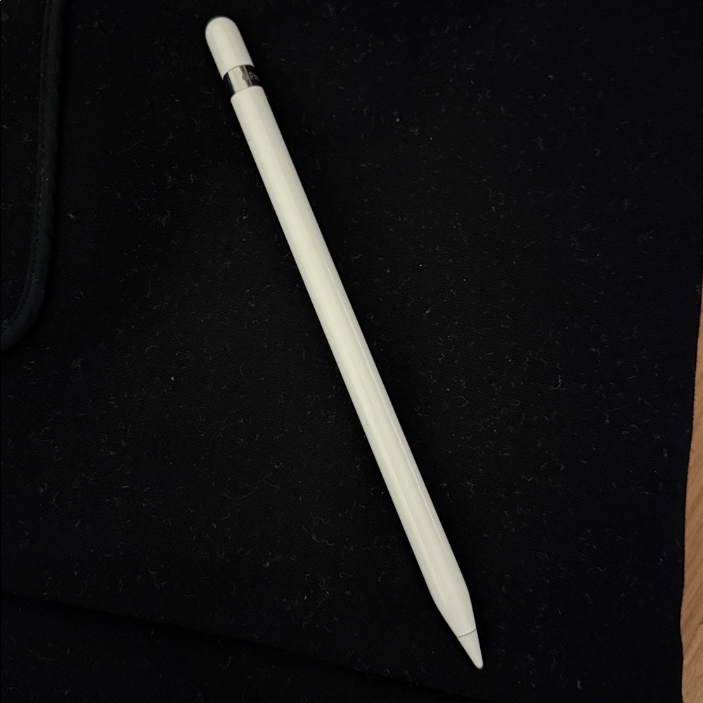 Apple Pencil 1st Gen - Classic White